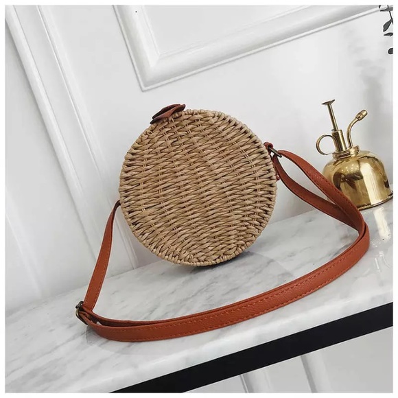 KJANSY Handbags - PREVIEW - Tan Crossbody Straw Bag
